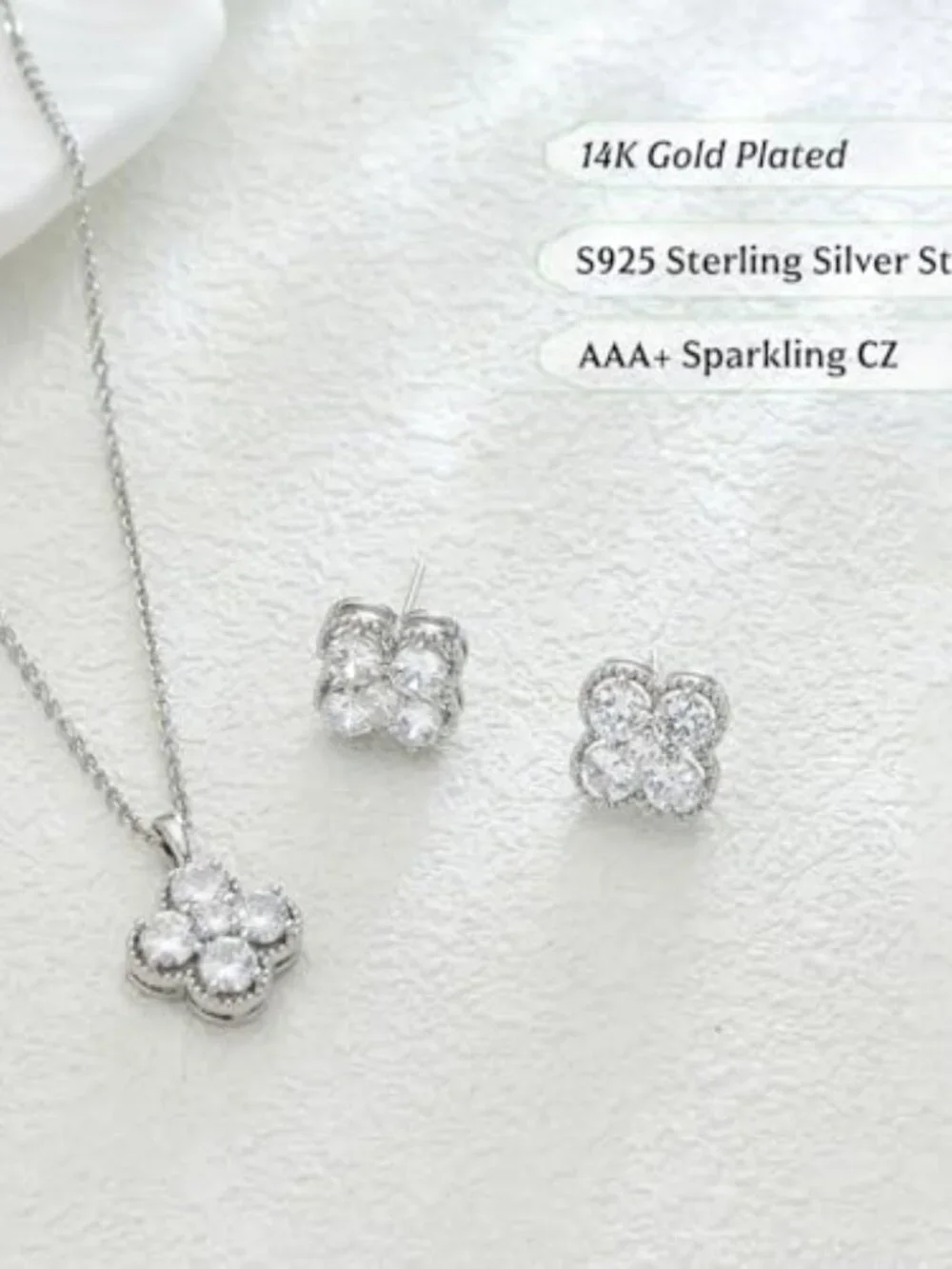 BRAND NEW S925 Silver Clover Necklace and Stud Earrings Jewelry Set